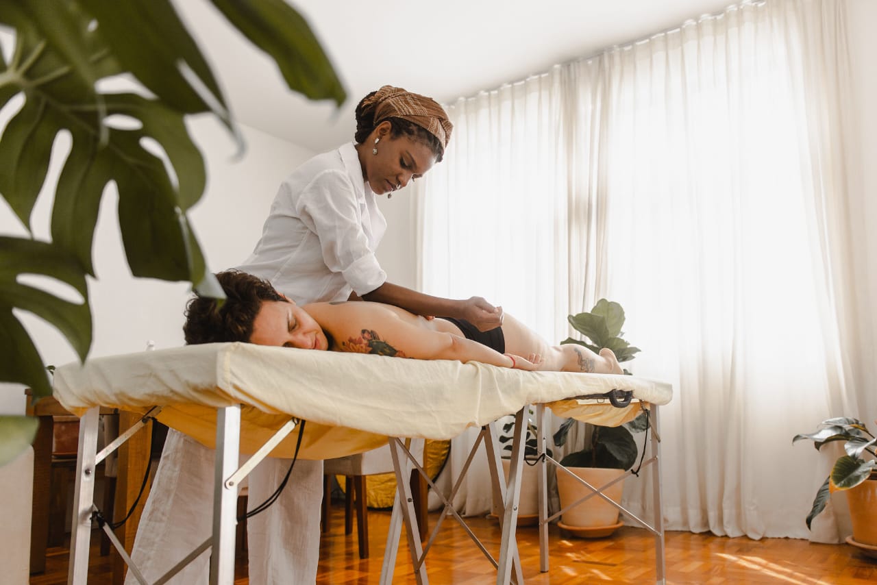 Espaço de massoterapia de Nárjila Marina